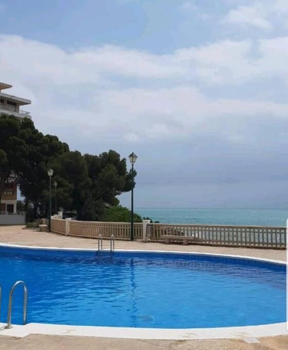 Peñiscola entre el Mar y las Montañas Castellón de la Plana Exterior foto